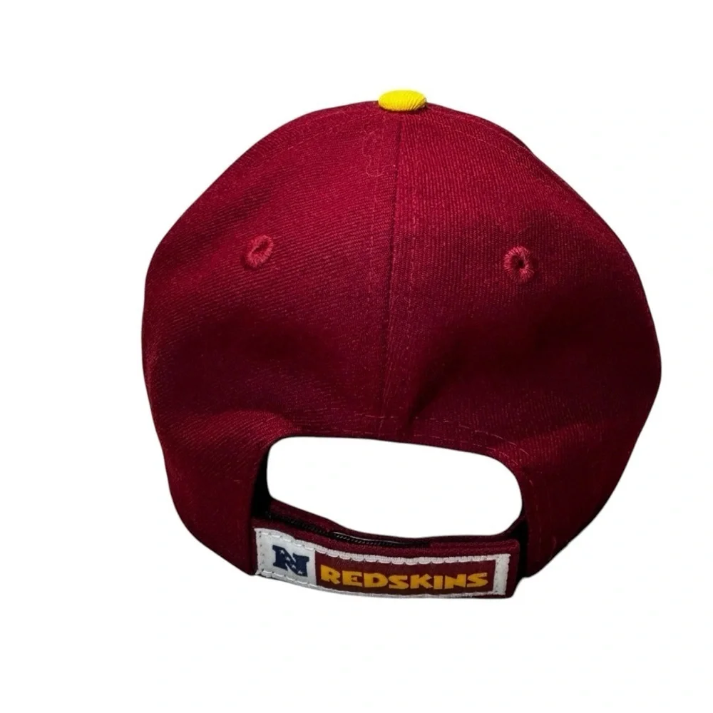 Vintage YOUTH Washington Redskins Cap - Burgundy and Gold - Adjustable Fit